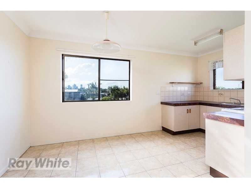 5/16 Ninth Avenue, Coorparoo QLD 4151