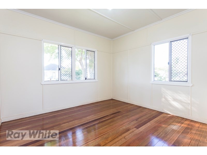 25 Patmore Street, Holland Park QLD 4121