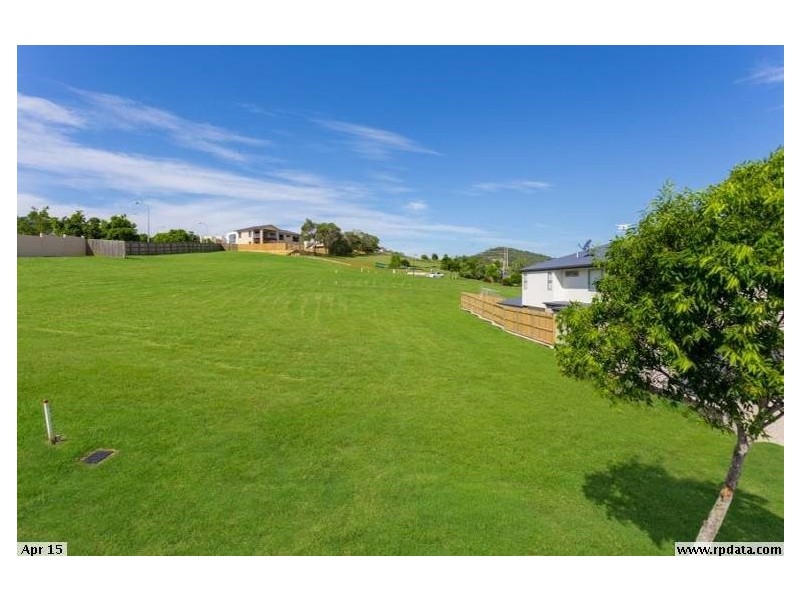 93 Amersham Crescent, Carindale QLD 4152