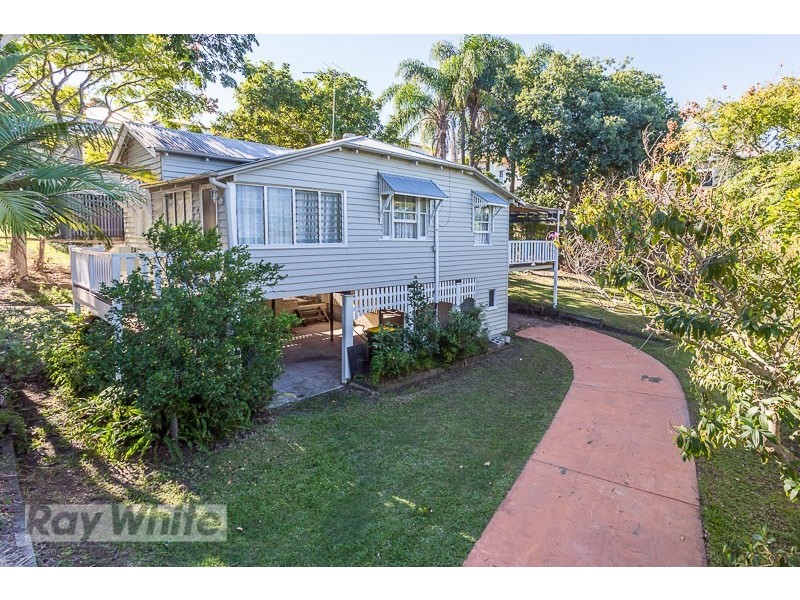 18 Tiny Street, Greenslopes QLD 4120