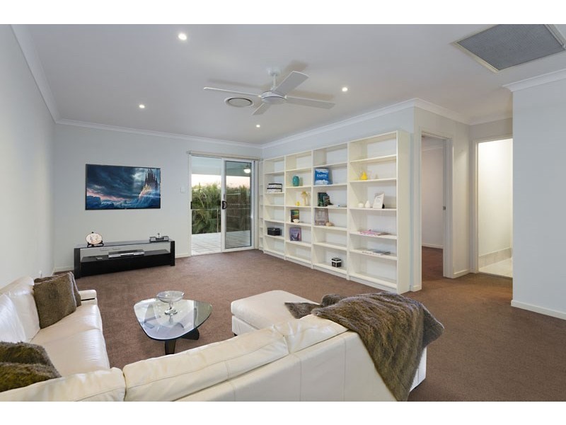 22 Rigel Street, Coorparoo QLD 4151