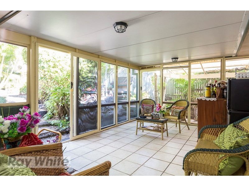 12 Baguette Street, Carina QLD 4152