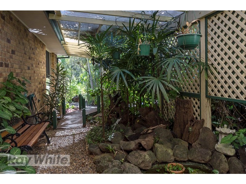 12 Baguette Street, Carina QLD 4152