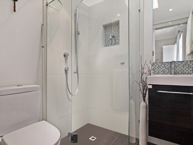 10 Stodart Street, Coorparoo QLD 4151