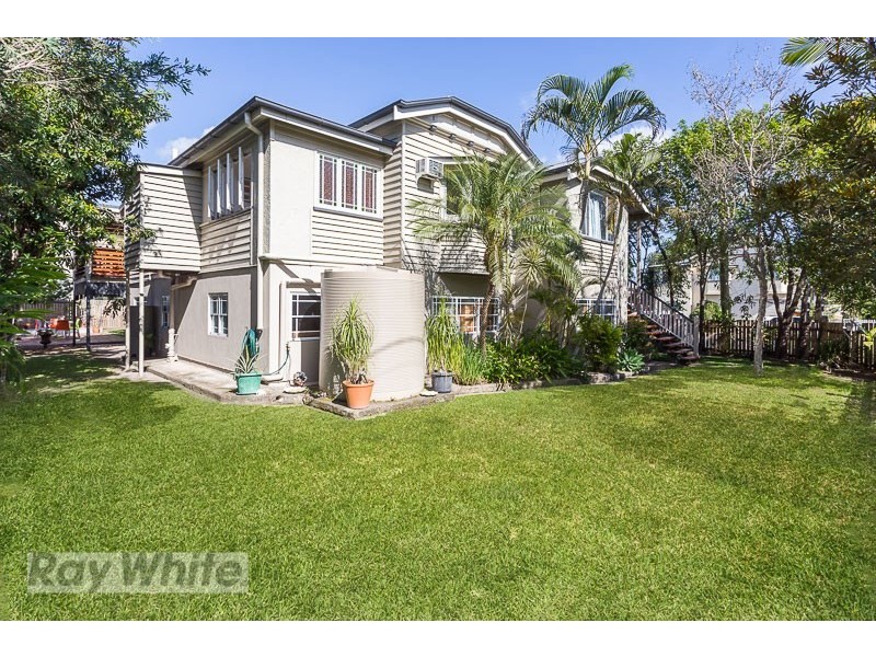 1 Cyril Street, Camp Hill QLD 4152