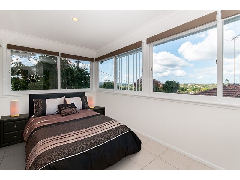 98 Gatton Street, Mount Gravatt East QLD 4122