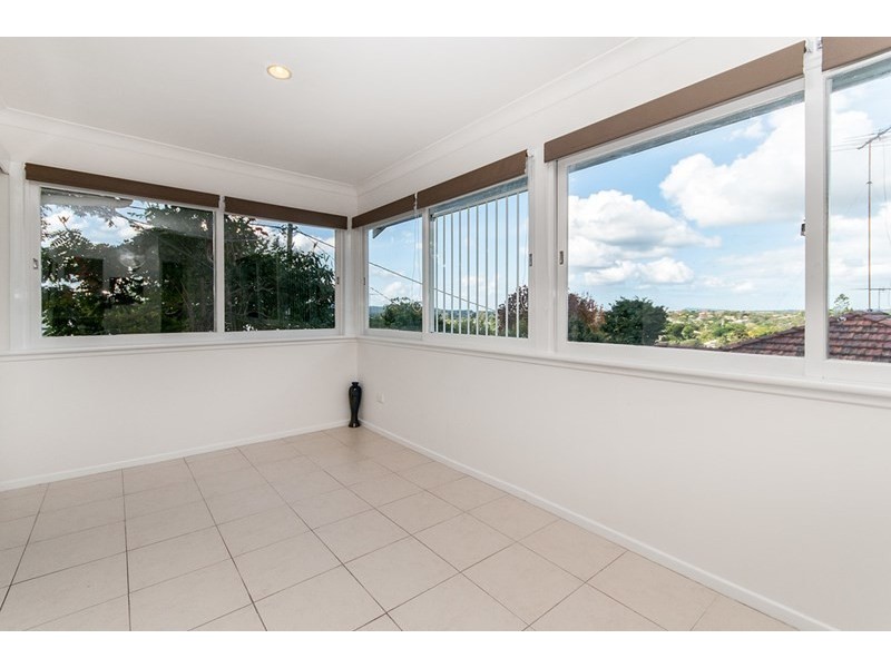 98 Gatton Street, Mount Gravatt East QLD 4122