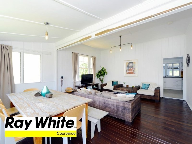 34 Walnut Street, Wynnum QLD 4178