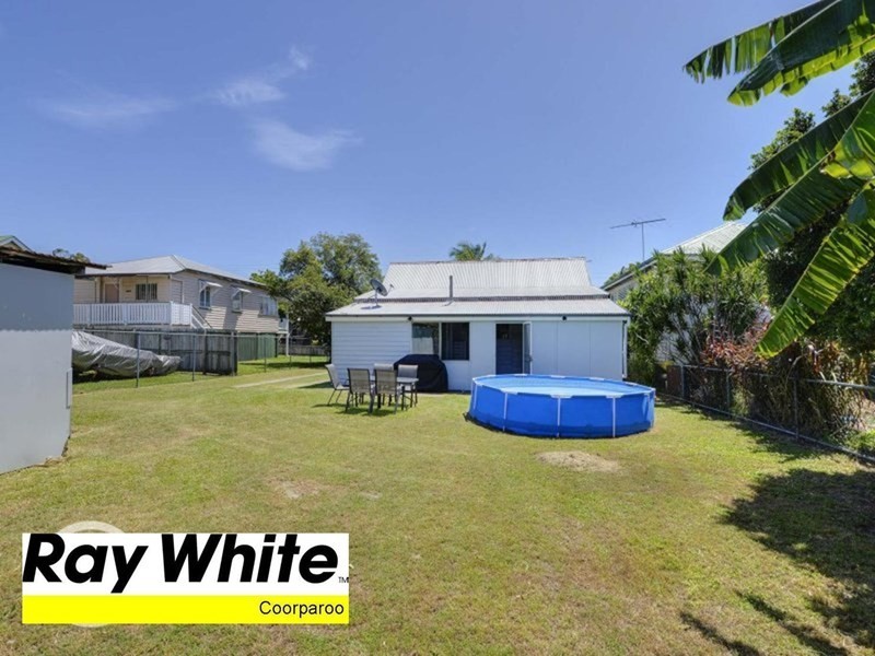 34 Walnut Street, Wynnum QLD 4178