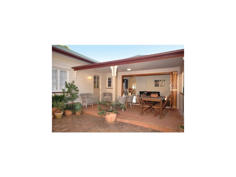 66 Mountain Street, Mount Gravatt QLD 4122