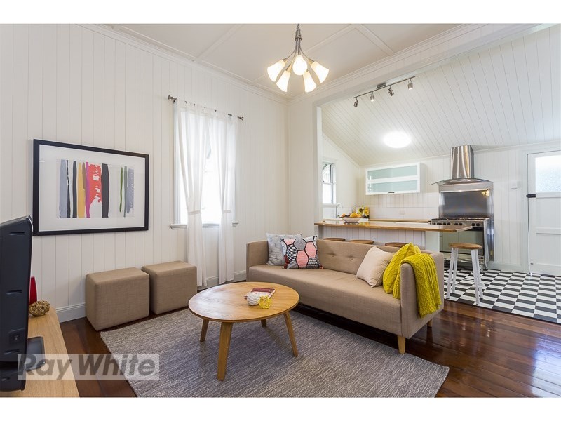 7 Gladstone Street, Coorparoo QLD 4151