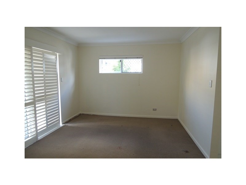 3/56 Knowsley Street, Greenslopes QLD 4120