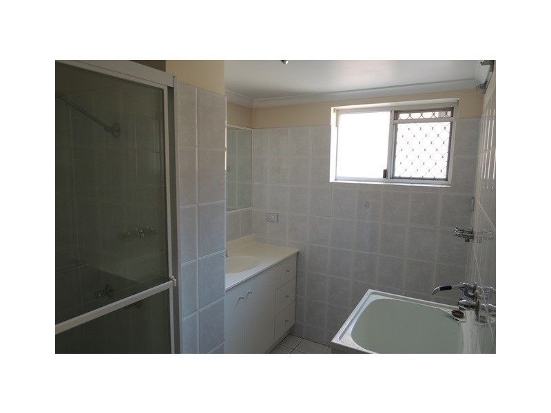 3/56 Knowsley Street, Greenslopes QLD 4120