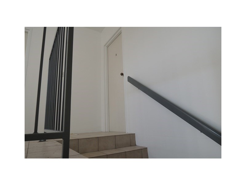 3/56 Knowsley Street, Greenslopes QLD 4120