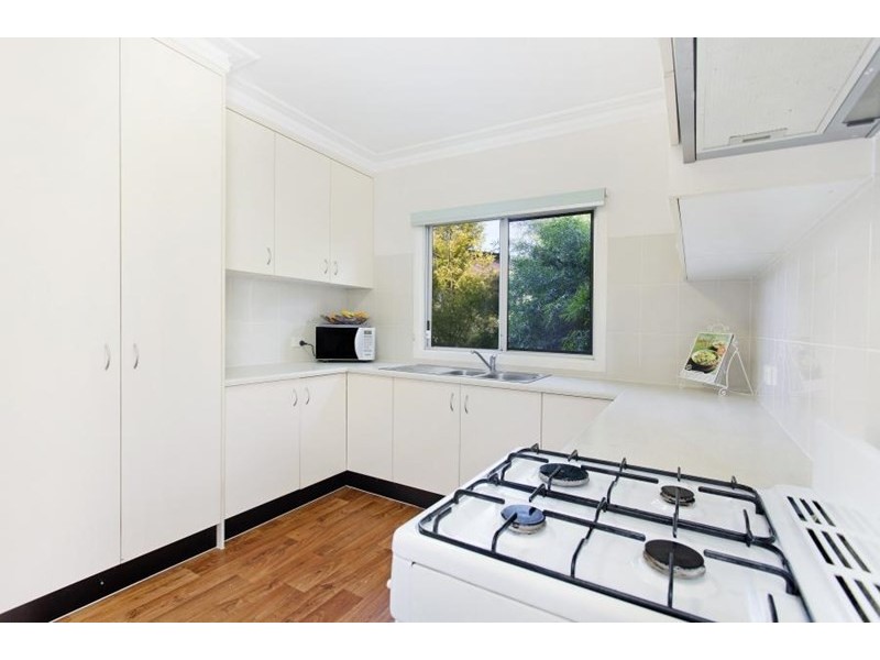 41 Railway Road, Fairfield QLD 4103