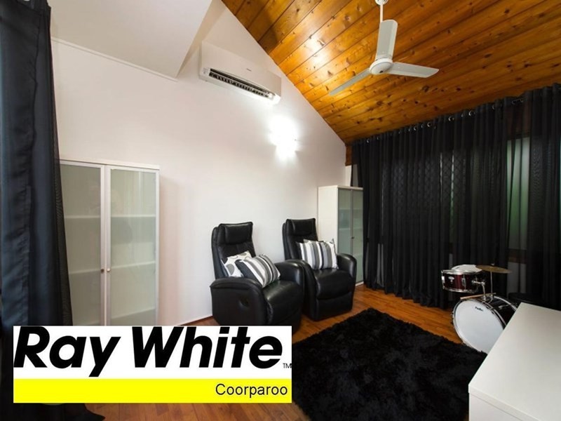 52 Sirius Street, Coorparoo QLD 4151