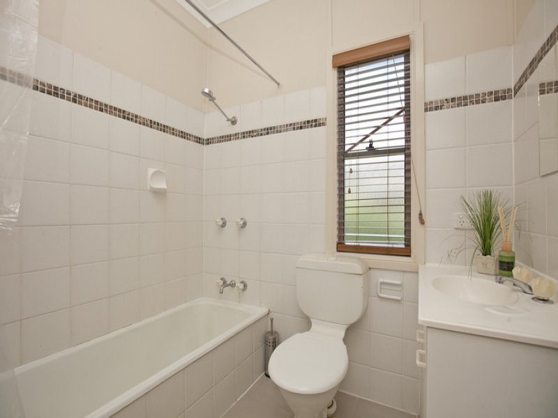 55 Melbourne Avenue, Camp Hill QLD 4152