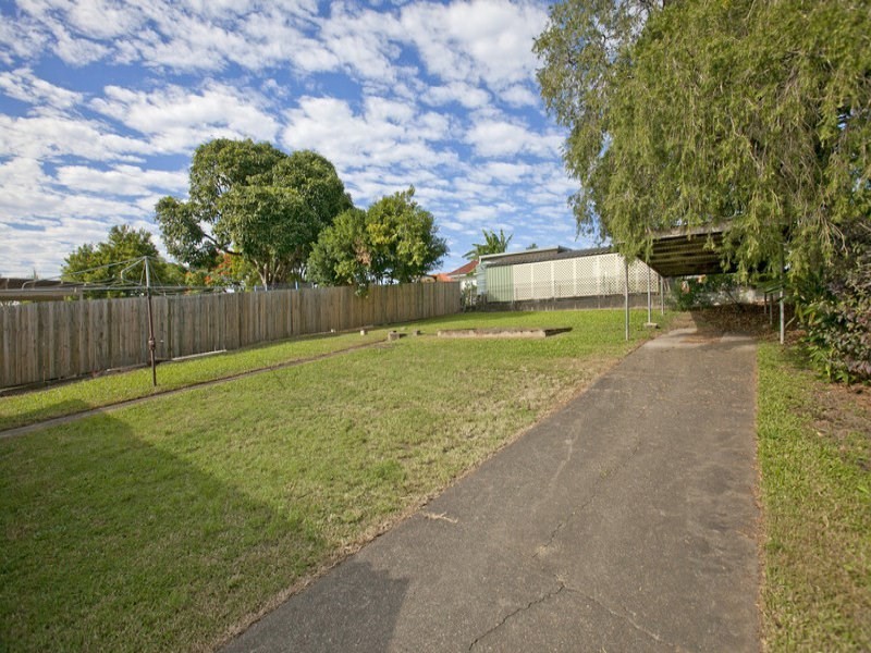 55 Melbourne Avenue, Camp Hill QLD 4152