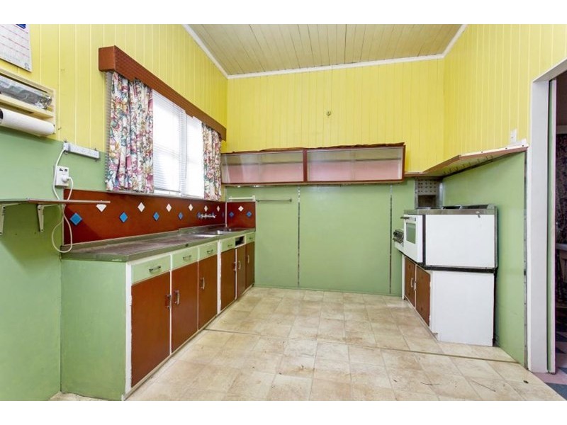 100 Cavendish Road, Coorparoo QLD 4151