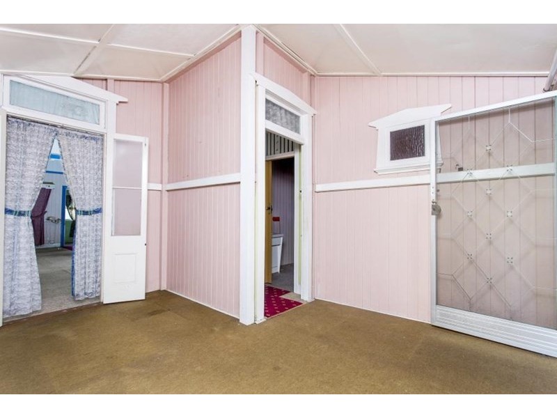 100 Cavendish Road, Coorparoo QLD 4151