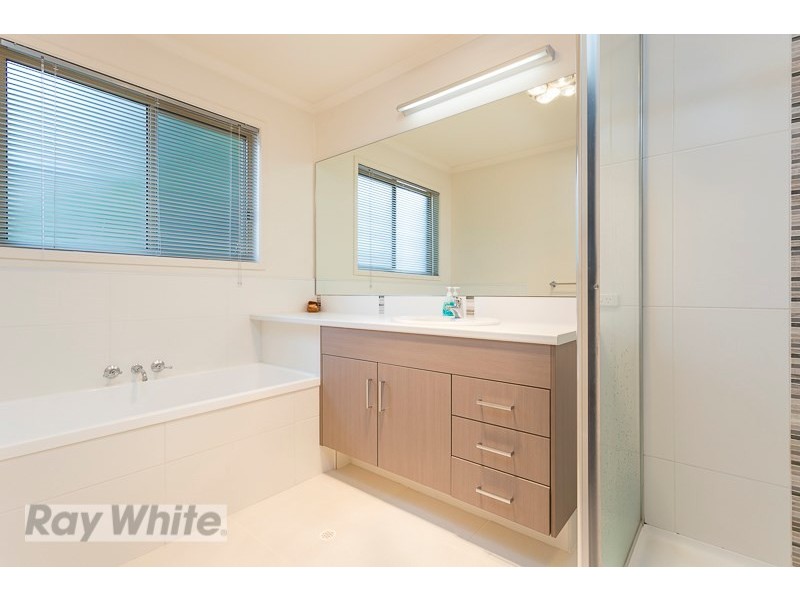 39 Balmerino Drive, Carina QLD 4152