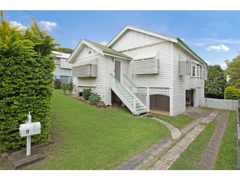 9 Donaldson Street, Greenslopes QLD 4120