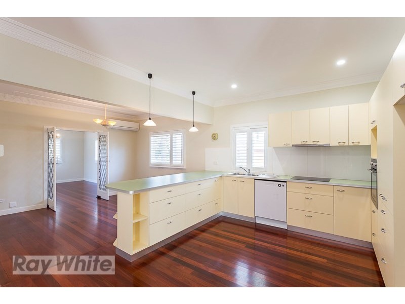 18 White Avenue, Coorparoo QLD 4151