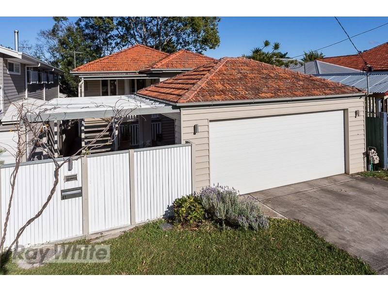 61 Stella Street, Holland Park QLD 4121