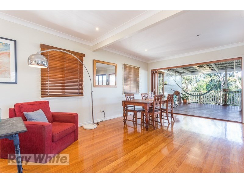 61 Stella Street, Holland Park QLD 4121