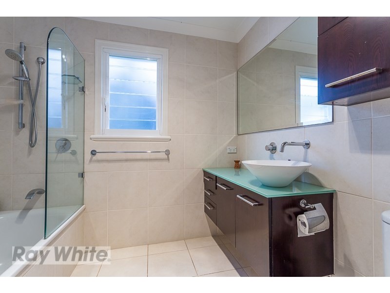 61 Stella Street, Holland Park QLD 4121