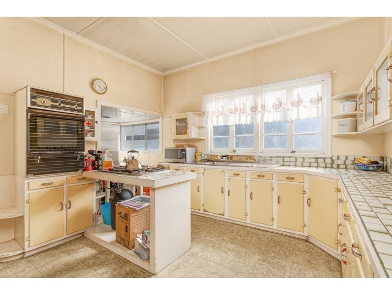 31 Broadmere Street, Annerley QLD 4103