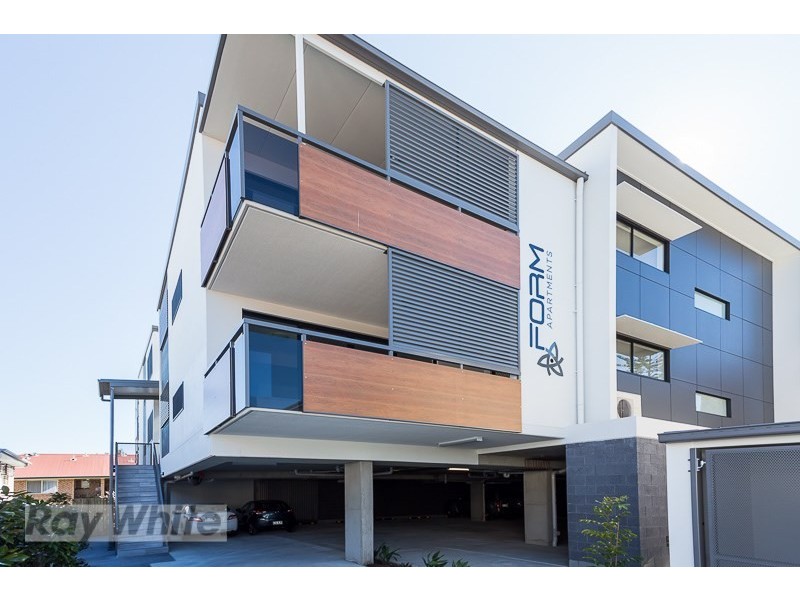 4/35 Crown Street, Holland Park West QLD 4121