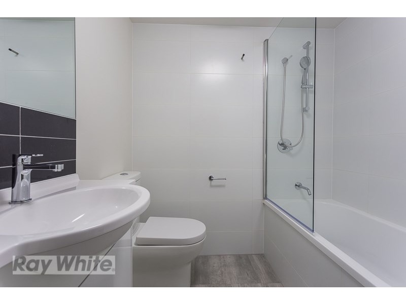 4/35 Crown Street, Holland Park West QLD 4121