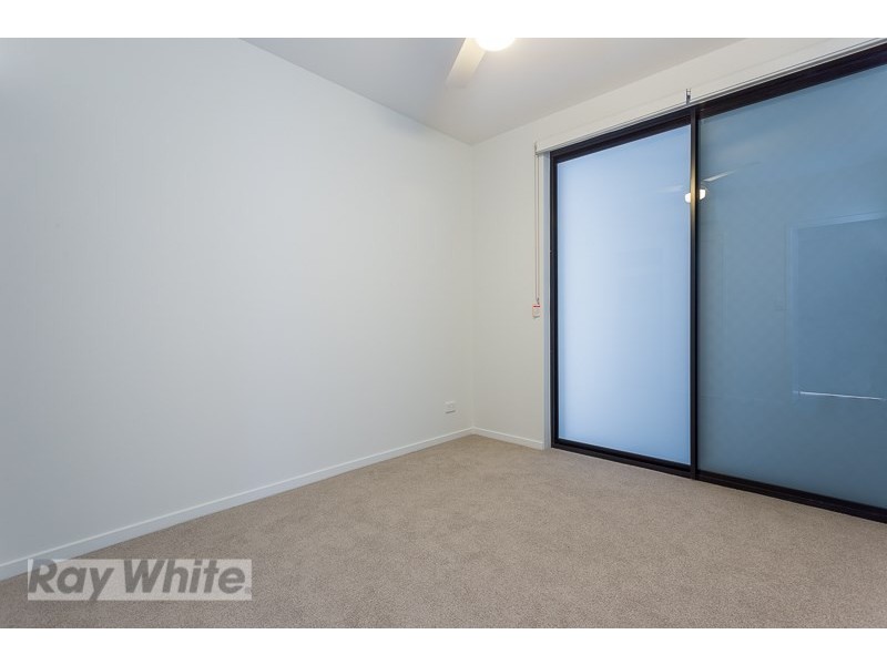 4/35 Crown Street, Holland Park West QLD 4121