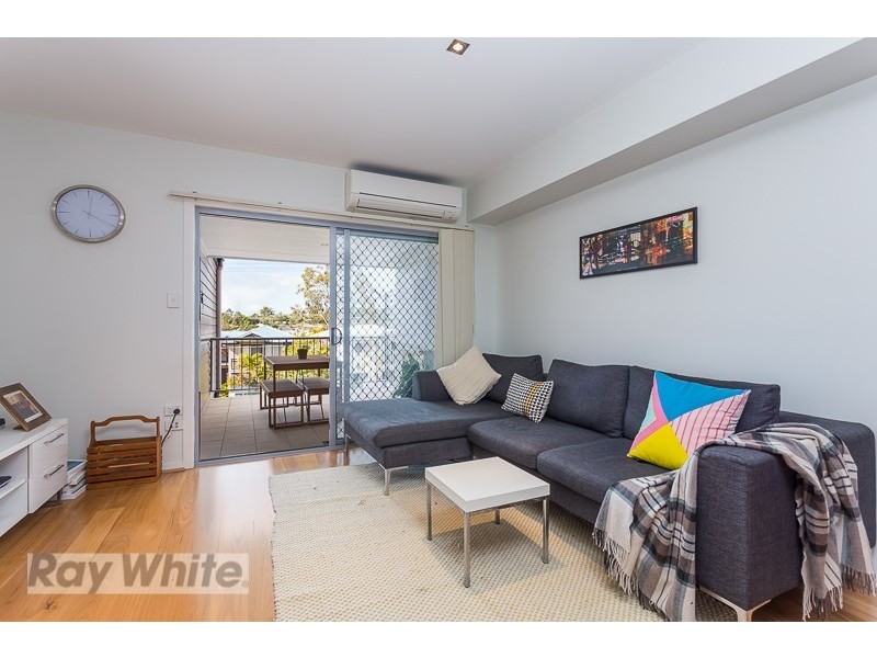 3/32 Dickenson Street, Carina QLD 4152