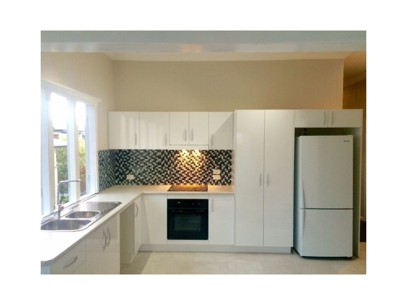 9A Hawthorne Road, Hawthorne QLD 4171