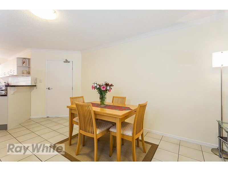 9/34 Douglas Street, Greenslopes QLD 4120
