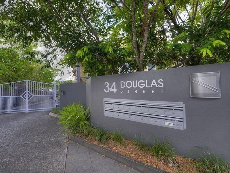9/34 Douglas Street, Greenslopes QLD 4120