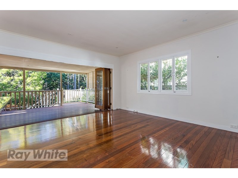 14 Solar Street, Coorparoo QLD 4151