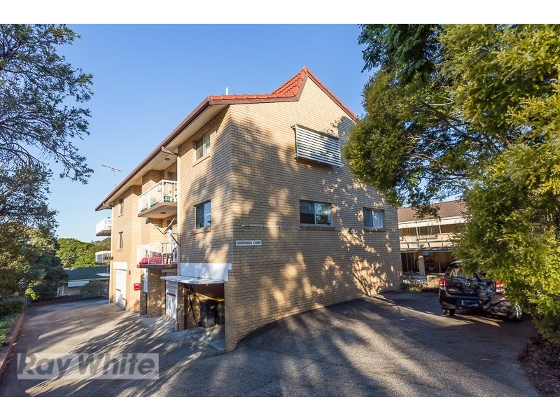 2/16 McLay Street, Coorparoo QLD 4151