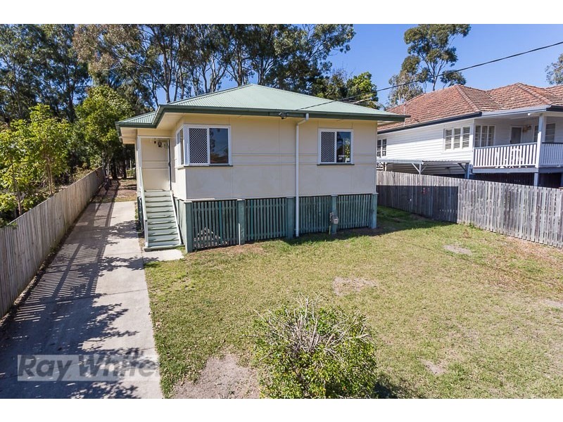 40 Capella Street, Coorparoo QLD 4151