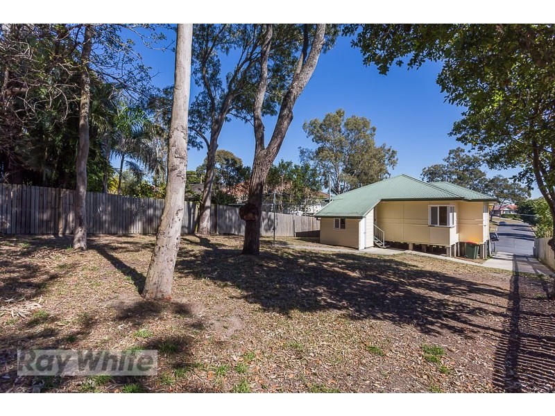 40 Capella Street, Coorparoo QLD 4151