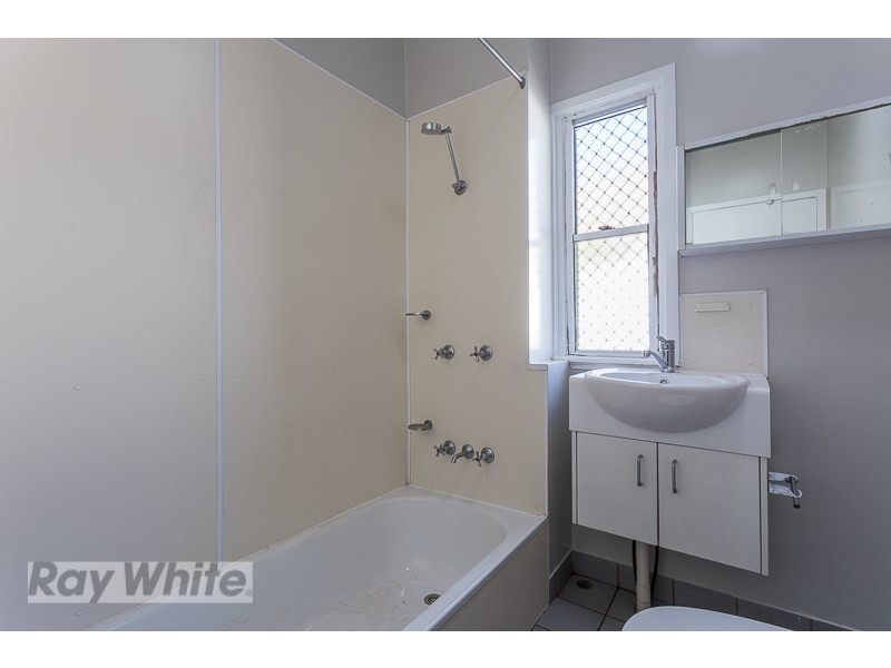 40 Capella Street, Coorparoo QLD 4151