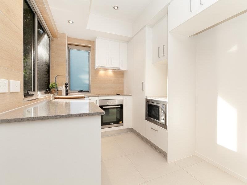 6/2 Little Bennett, Norman Park QLD 4170