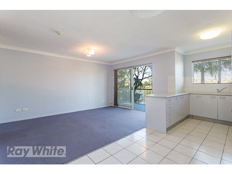 3/34 Pembroke Road, Coorparoo QLD 4151