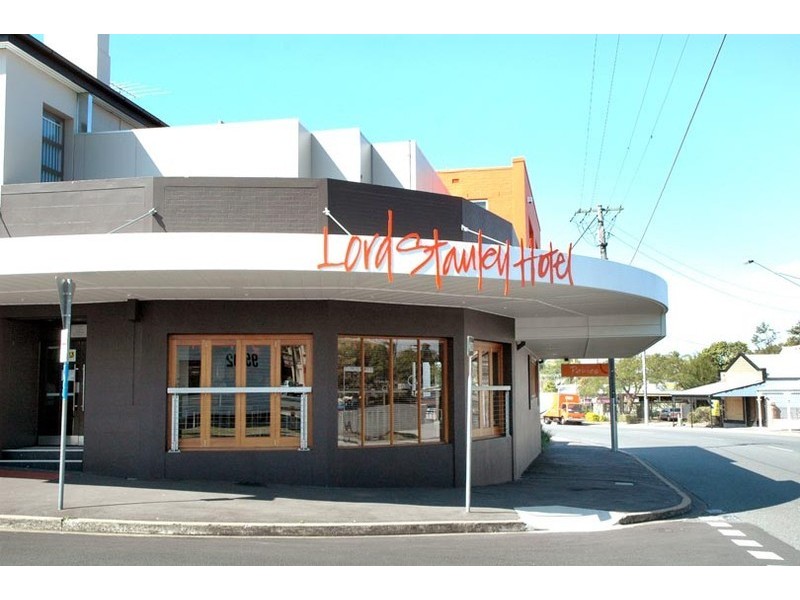 15 Eastwell Street, Coorparoo QLD 4151