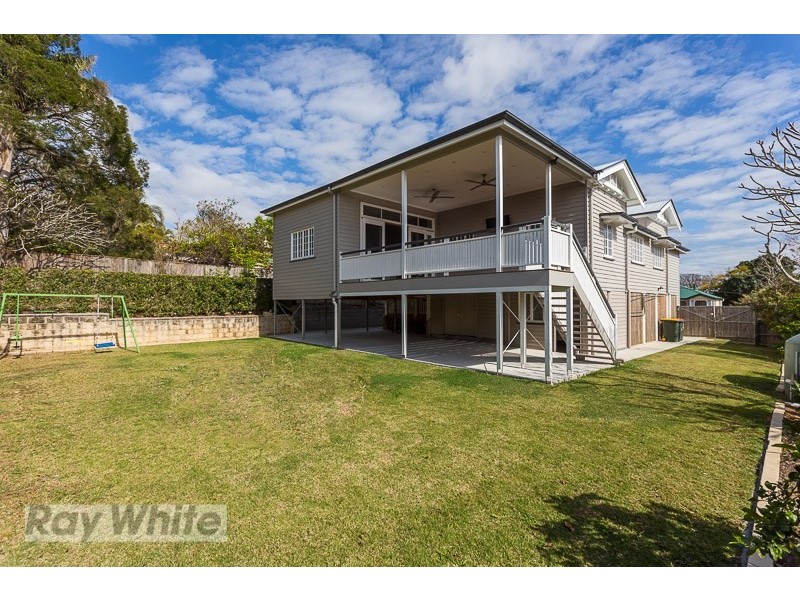 10 Boronia Avenue, Holland Park West QLD 4121