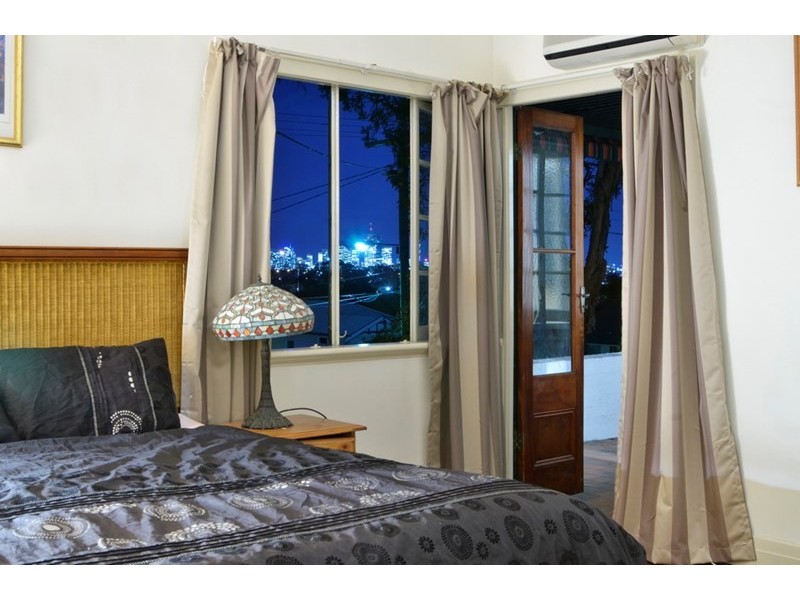 44 Brae Street, Coorparoo QLD 4151