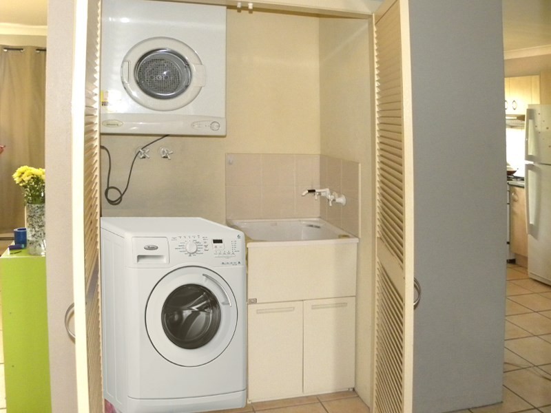 9/483 Sandgate Road, Albion QLD 4010