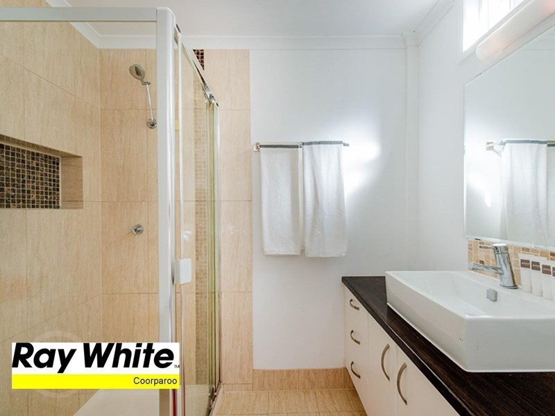 25 Fryar Street, Camp Hill QLD 4152